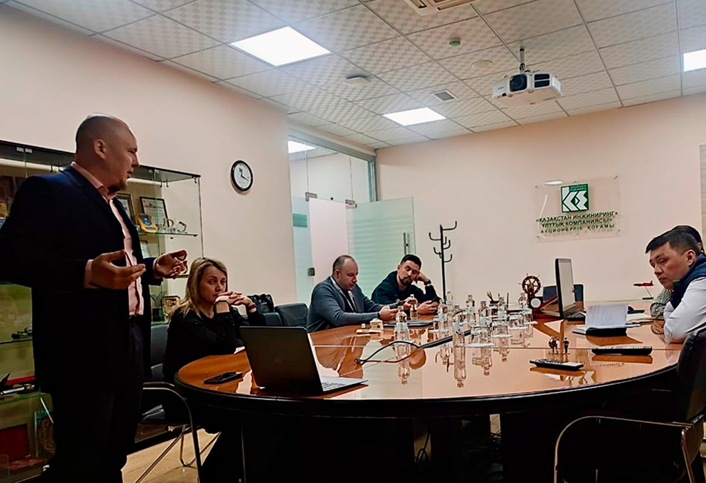 Выезд с презентацией программы к заказчику
